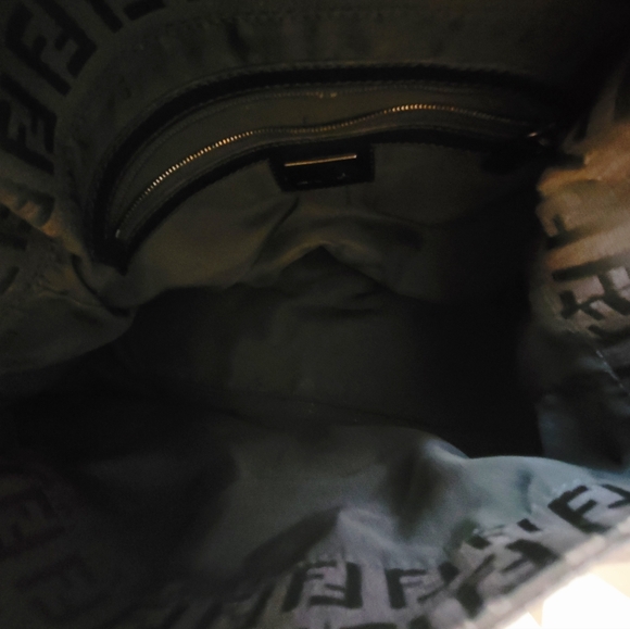 Fendi Mama Baguette - Picture 12 of 14